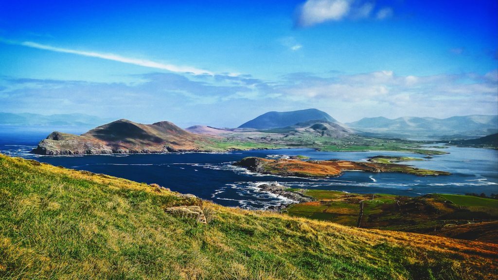 explorez le comté de Kerry sur le Wild Atlantic Way : paysages irlandais époustouflants